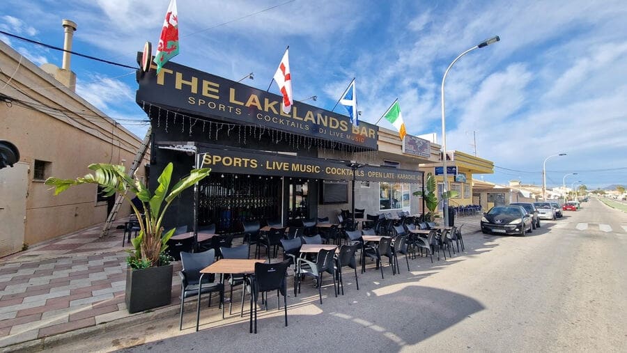 Commercieel te koop in Torrevieja - € 250.000 (Ref: 9581361)