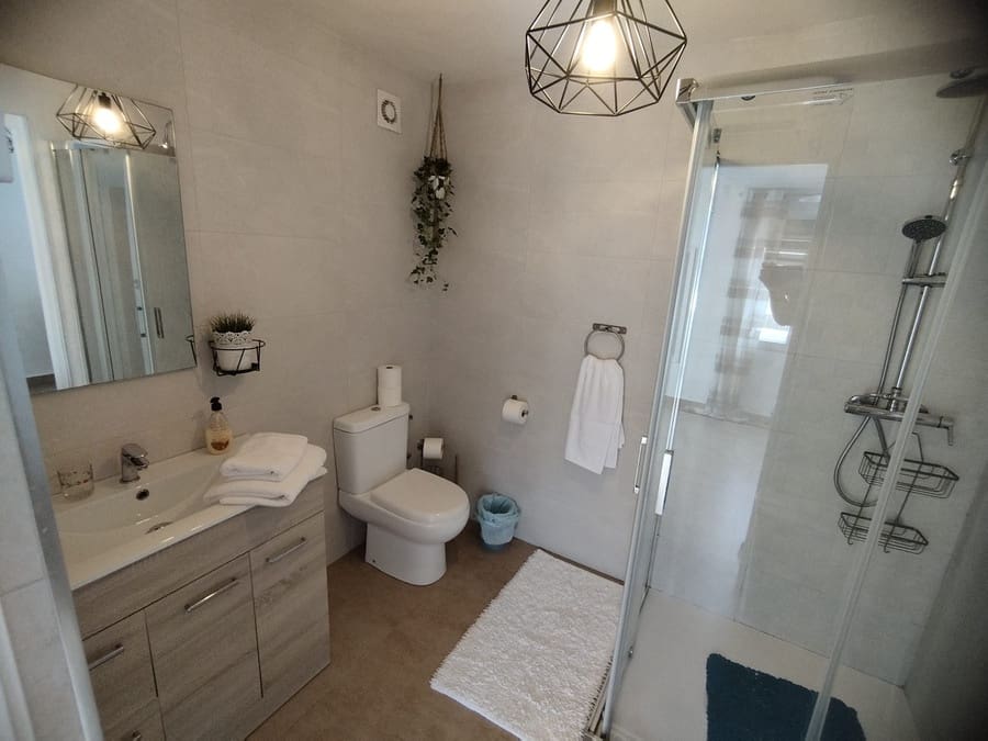 5 sypialnia Willa na sprzedaż w Torrevieja z basenem - 780 000 € (Ref: 9585141)