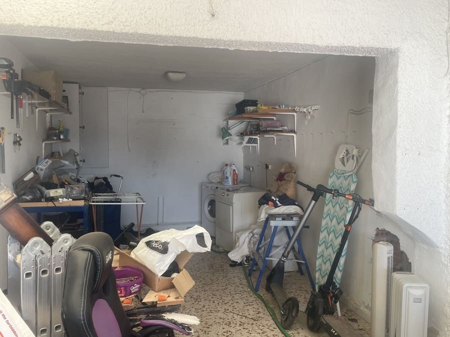 3 makuuhuone Huvila myytävänä paikassa Torrevieja mukana 
autotalli - 268 000 € (Ref: 9585142)