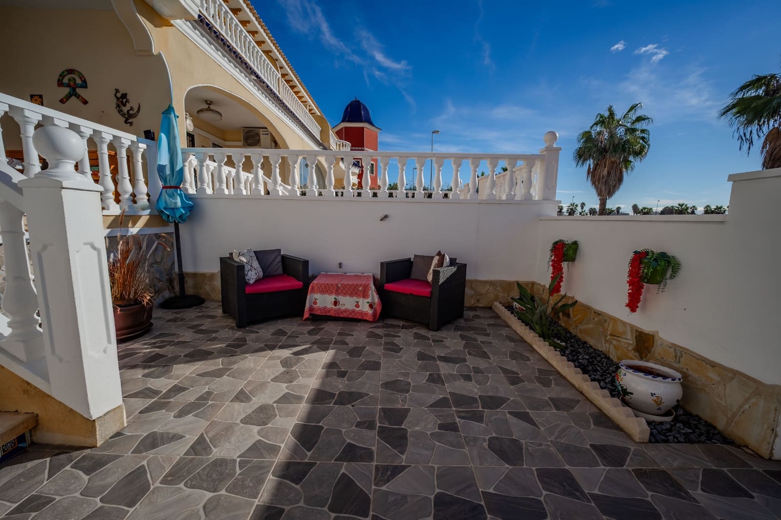 3 makuuhuone Omakotitalo myytävänä paikassa Ciudad Quesada mukana uima-altaan - 225 000 € (Ref: 9586786)