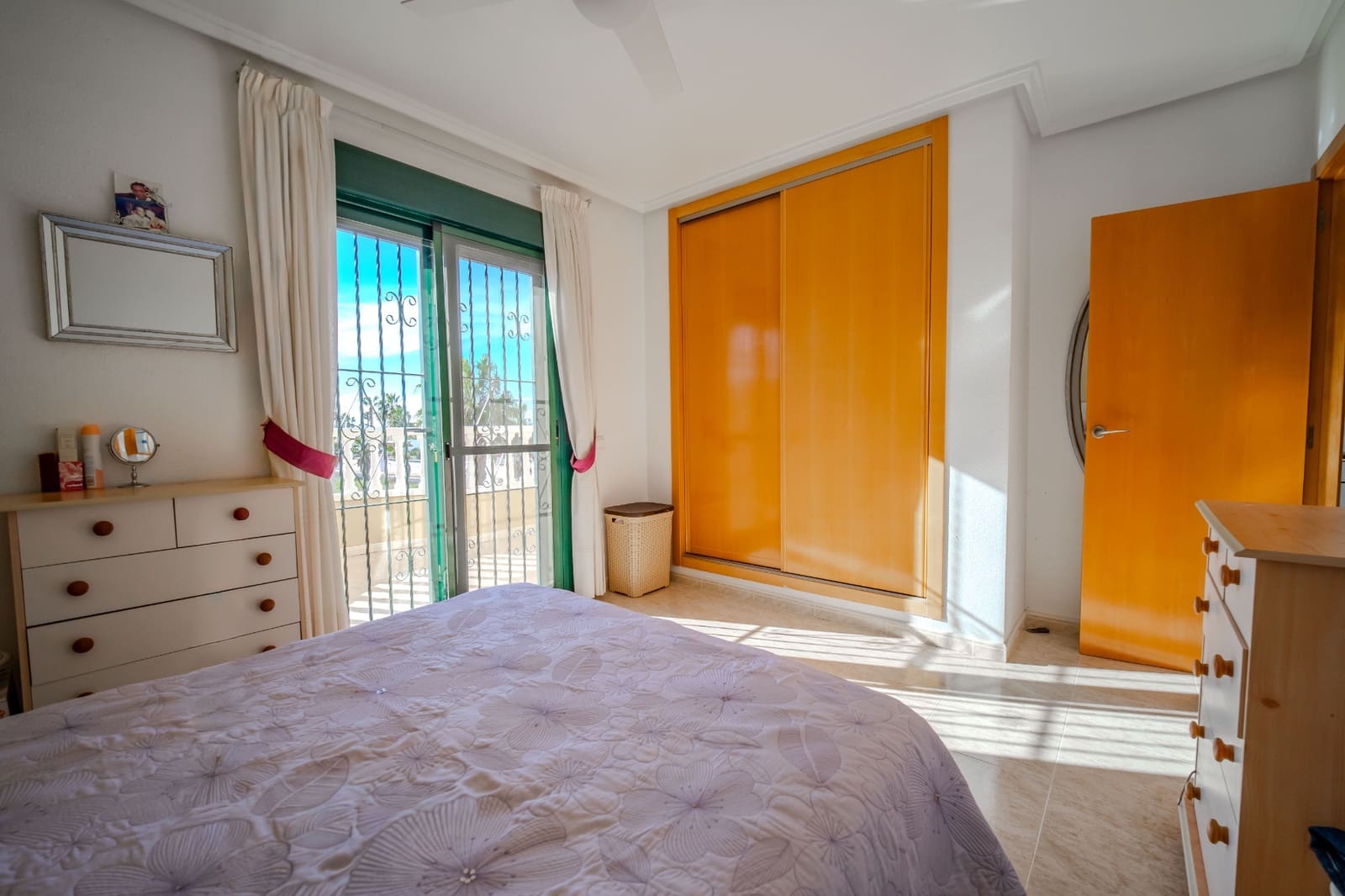 3 makuuhuone Omakotitalo myytävänä paikassa Ciudad Quesada mukana uima-altaan - 225 000 € (Ref: 9586786)