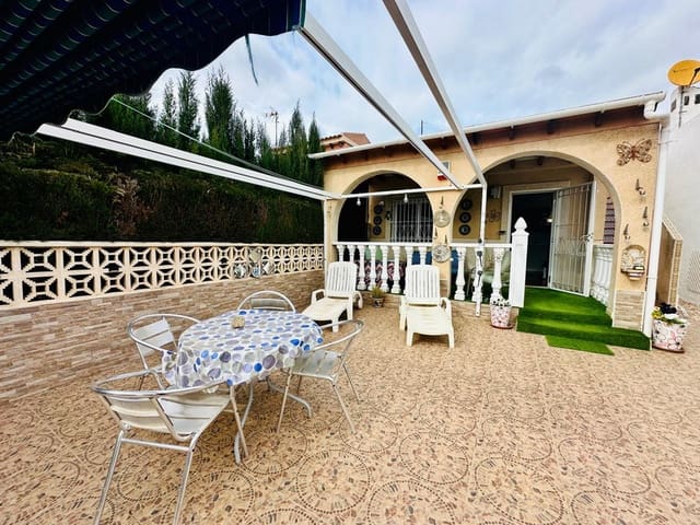 2 bedroom Villa for sale in Torrevieja - € 215,000 (Ref: 9590477)