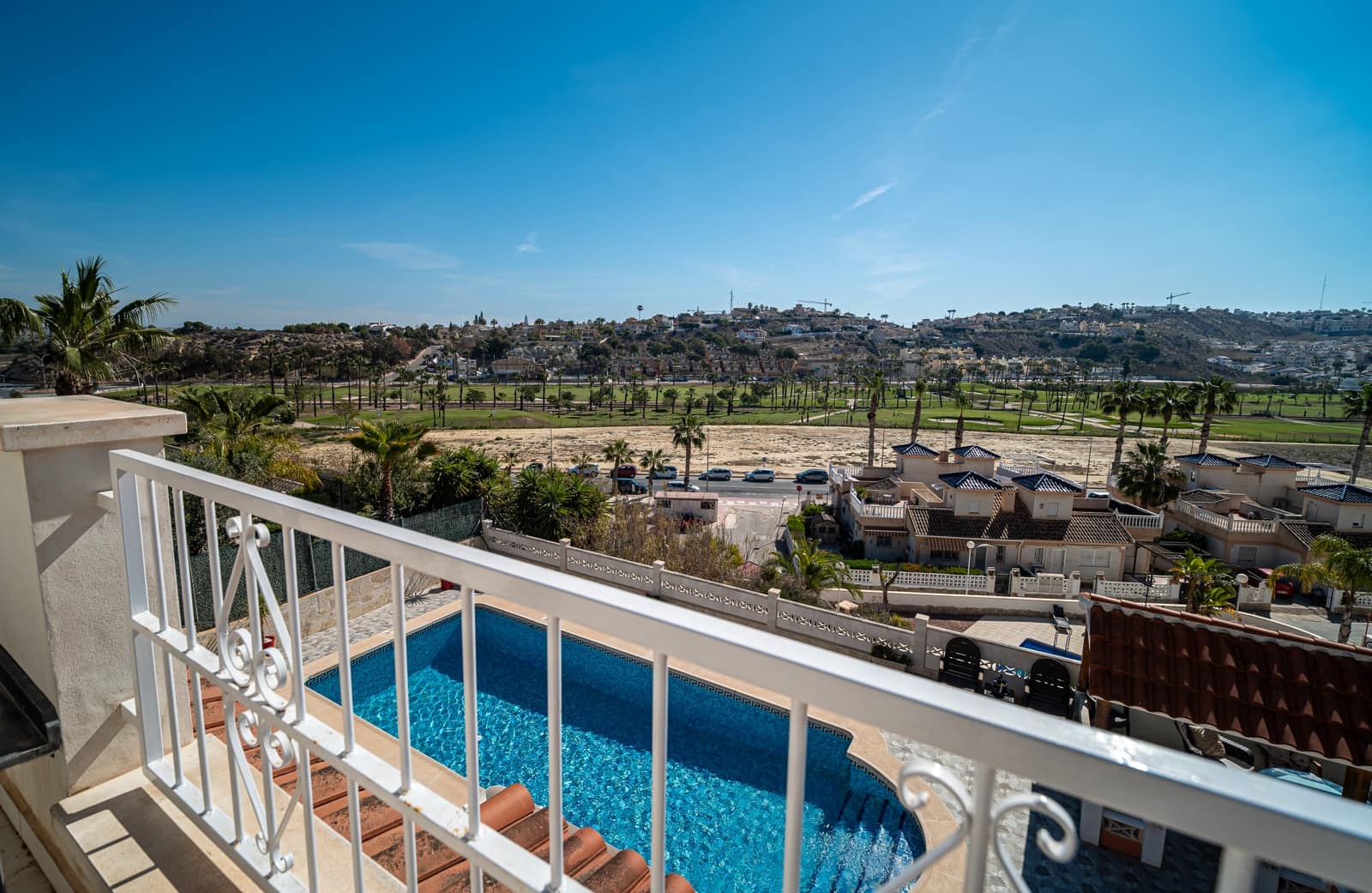 4 bedroom Villa for sale in Ciudad Quesada with pool - € 475,000 (Ref: 9591652)