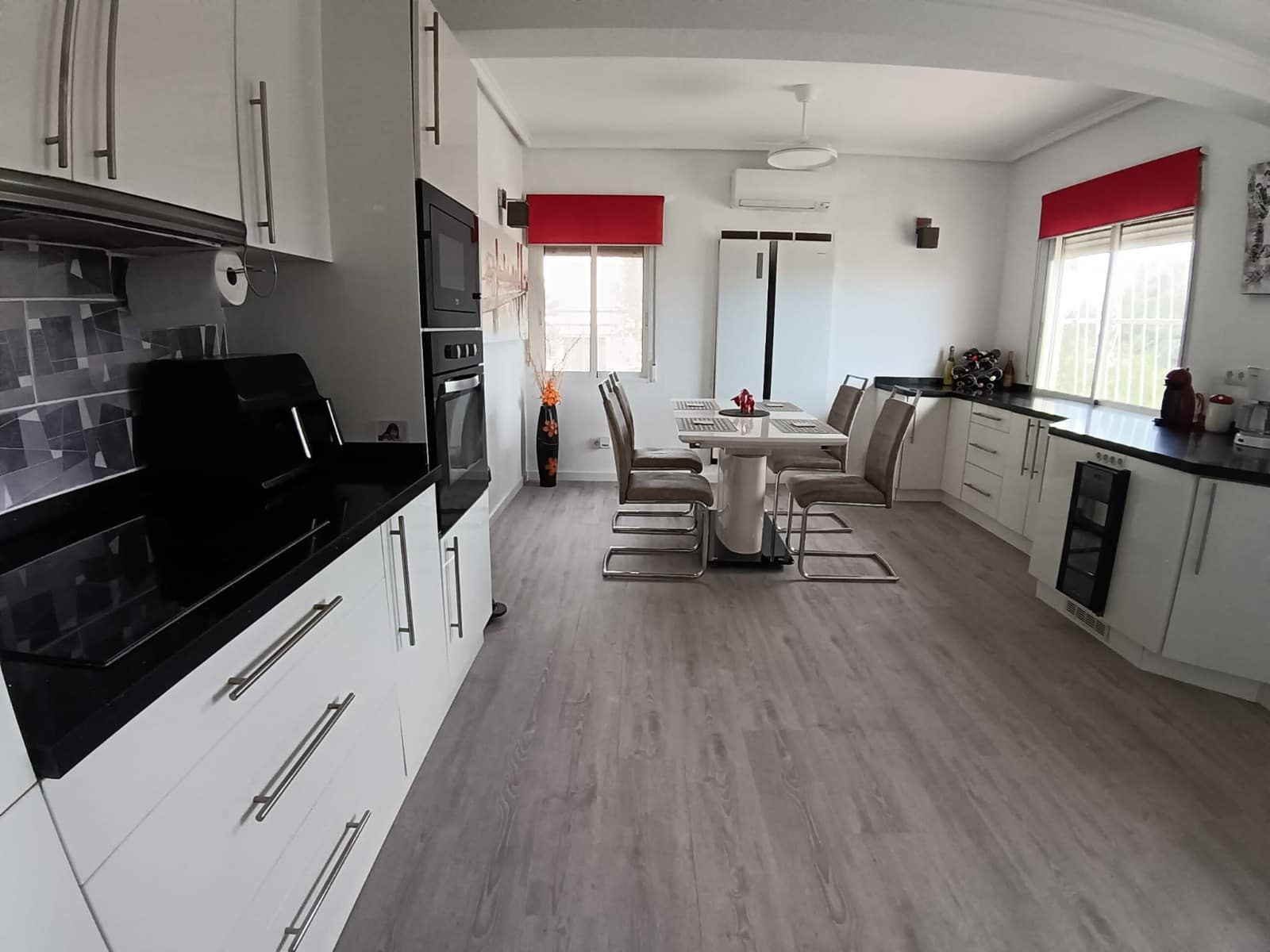 4 bedroom Villa for sale in Ciudad Quesada with pool - € 475,000 (Ref: 9591652)