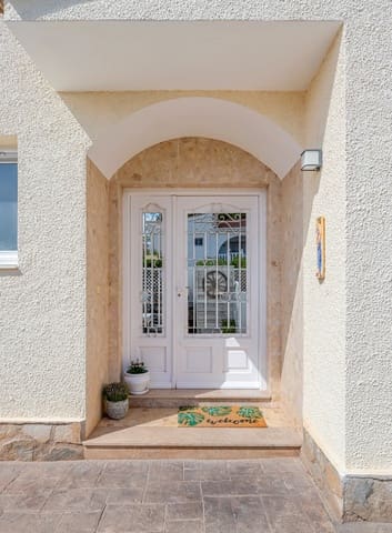 7 camera da letto Villa in vendita in Ciudad Quesada, Rojales con piscina garage - 699.000 € (Rif: 9602321)