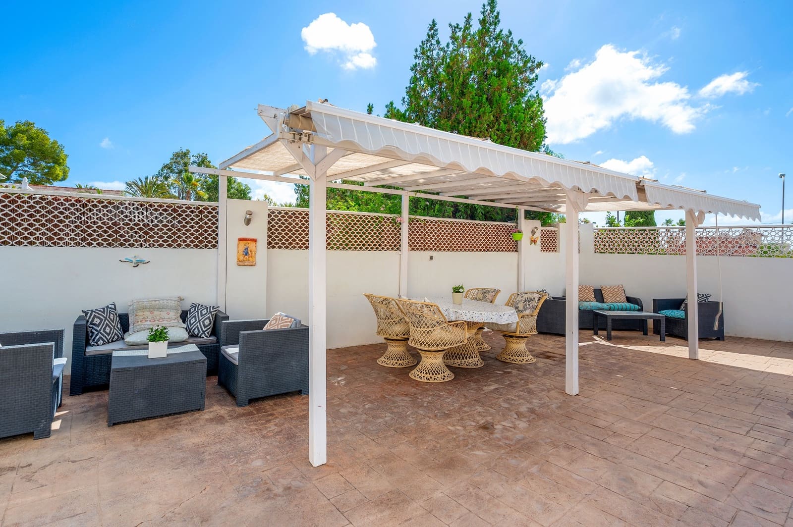 7 camera da letto Villa in vendita in Ciudad Quesada con piscina garage - 699.000 € (Rif: 9602321)