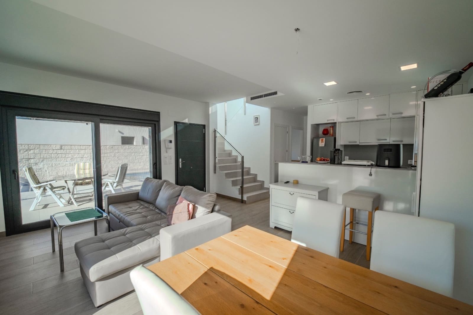 3 makuuhuone Huvila myytävänä paikassa Ciudad Quesada mukana uima-altaan - 405 000 € (Ref: 9602324)