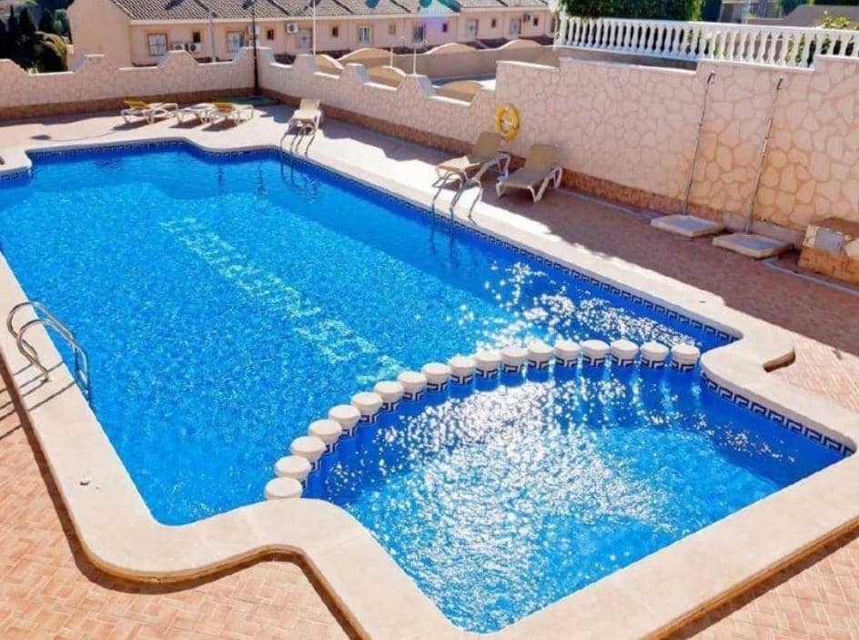 4 sypialnia Willa na sprzedaż w Torrevieja - 360 000 € (Ref: 9605414)