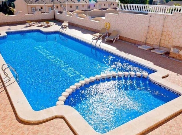 4 sypialnia Willa na sprzedaż w Torrevieja - 360 000 € (Ref: 9605414)