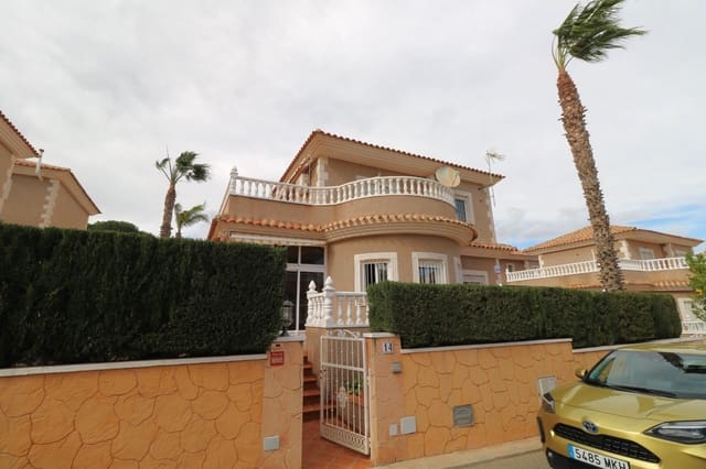 4 sypialnia Willa na sprzedaż w Torrevieja - 360 000 € (Ref: 9605414)