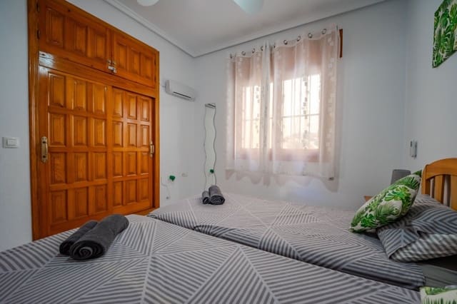 10 camera da letto Villa in vendita in Ciudad Quesada, Rojales - 849.000 € (Rif: 9605416)
