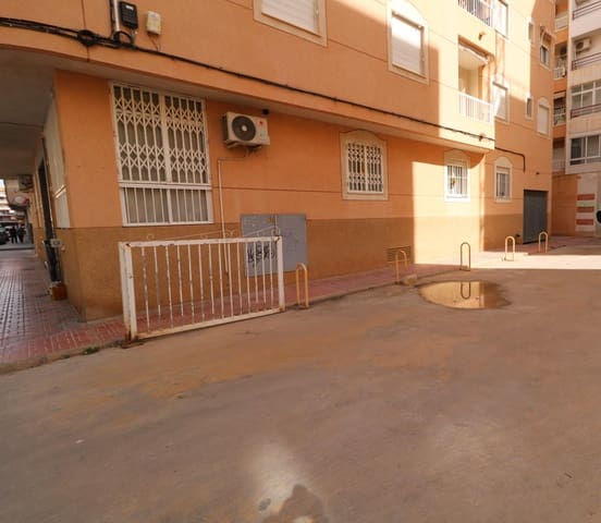 Garage for sale in Torrevieja - € 16,500 (Ref: 9605418)