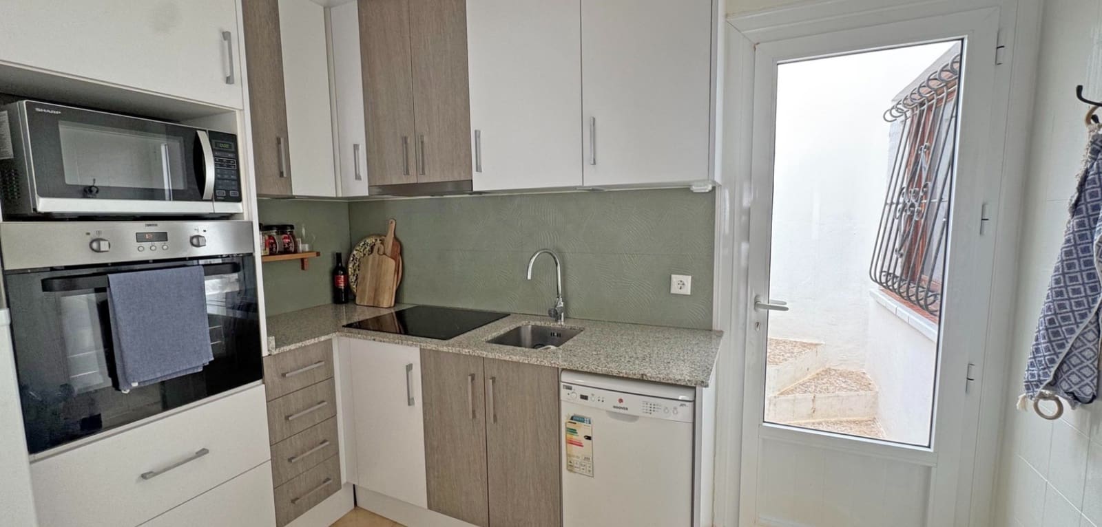 2 soveværelse Semi-Rækkehus til salg i San Miguel de Salinas - € 119.500 (Ref: 9605420)