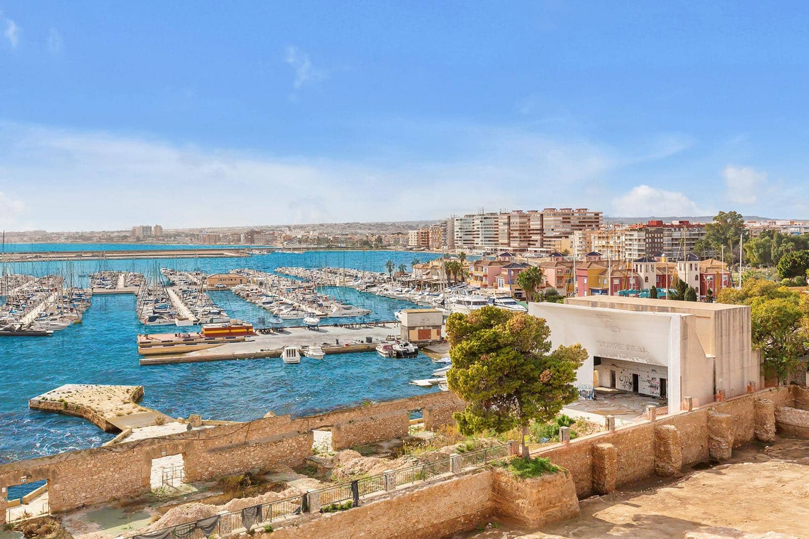 5 soveværelse Lejlighed til salg i Torrevieja med garage - € 1.250.000 (Ref: 9605421)