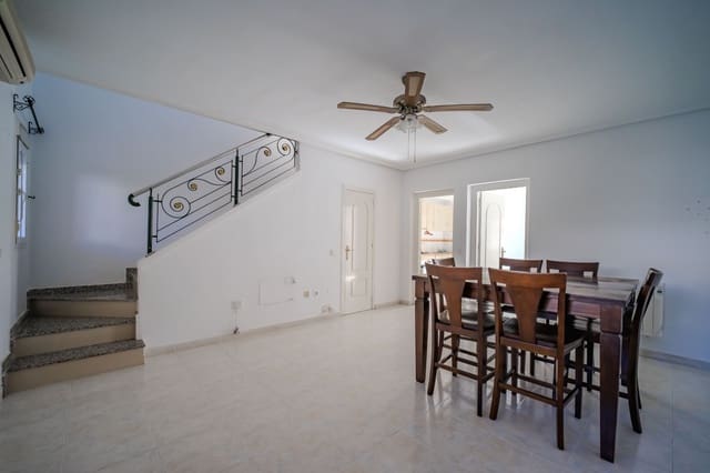 Casa de 3 habitaciones en Ciudad Quesada, Rojales en venta con piscina - 159.950 € (Ref: 9605422)