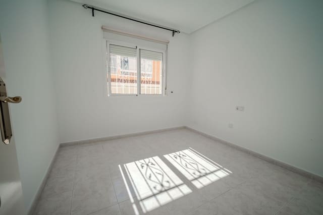 Casa de 3 habitaciones en Ciudad Quesada, Rojales en venta con piscina - 159.950 € (Ref: 9605422)