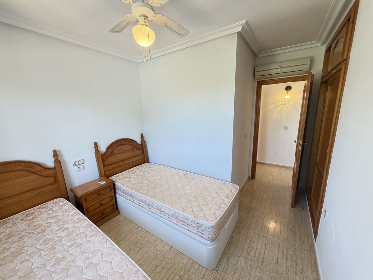 3 makuuhuone Huvila myytävänä paikassa Villamartin mukana uima-altaan - 375 000 € (Ref: 9605428)