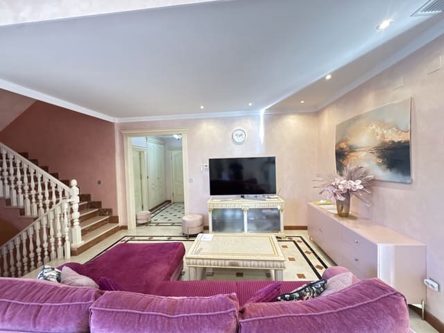 4 bedroom Villa for sale in Cabo Roig, Orihuela with pool - € 1,700,000 (Ref: 9605440)