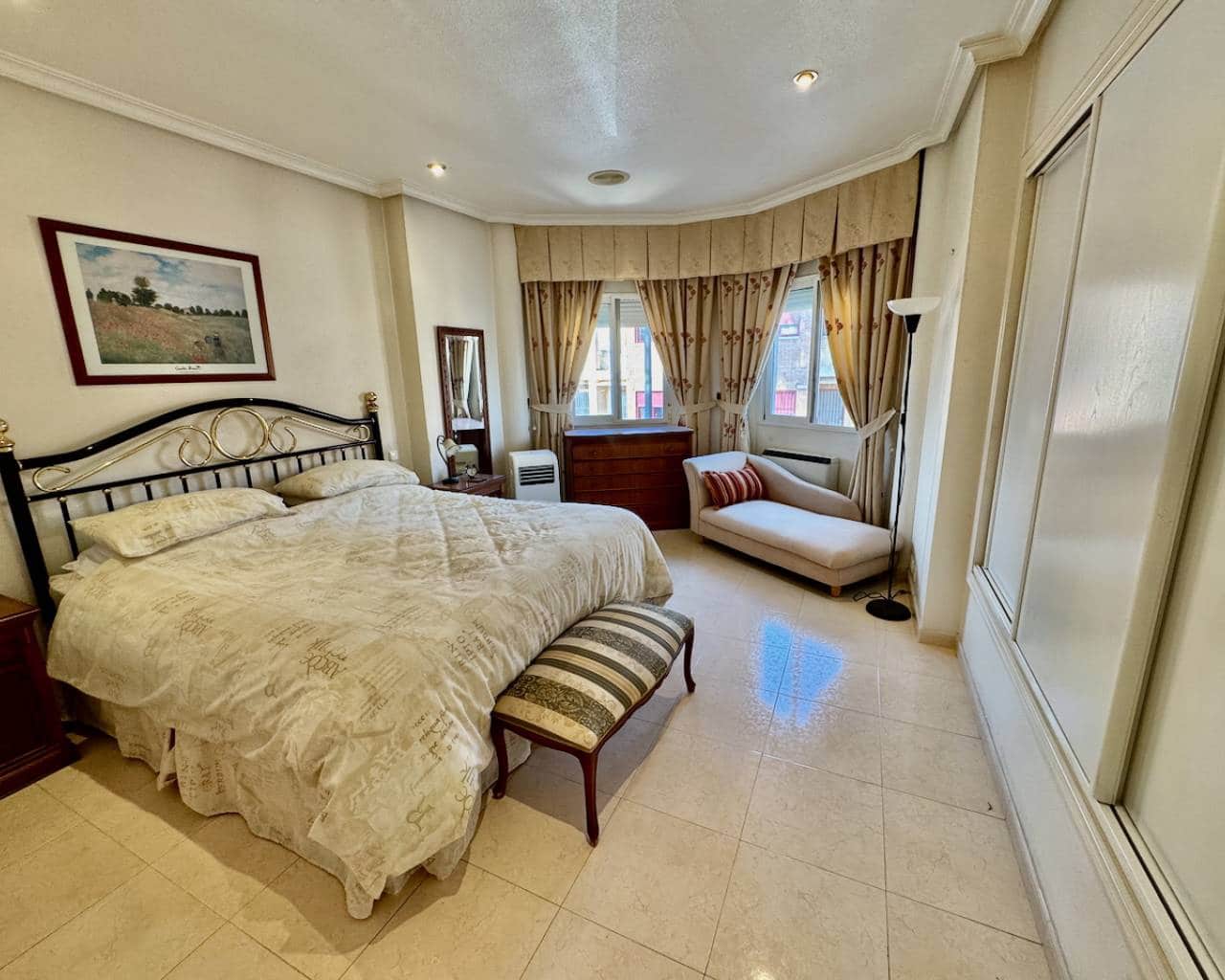 4 slaapkamer Villa te koop in Benferri met zwembad garage - € 275.000 (Ref: 9608323)