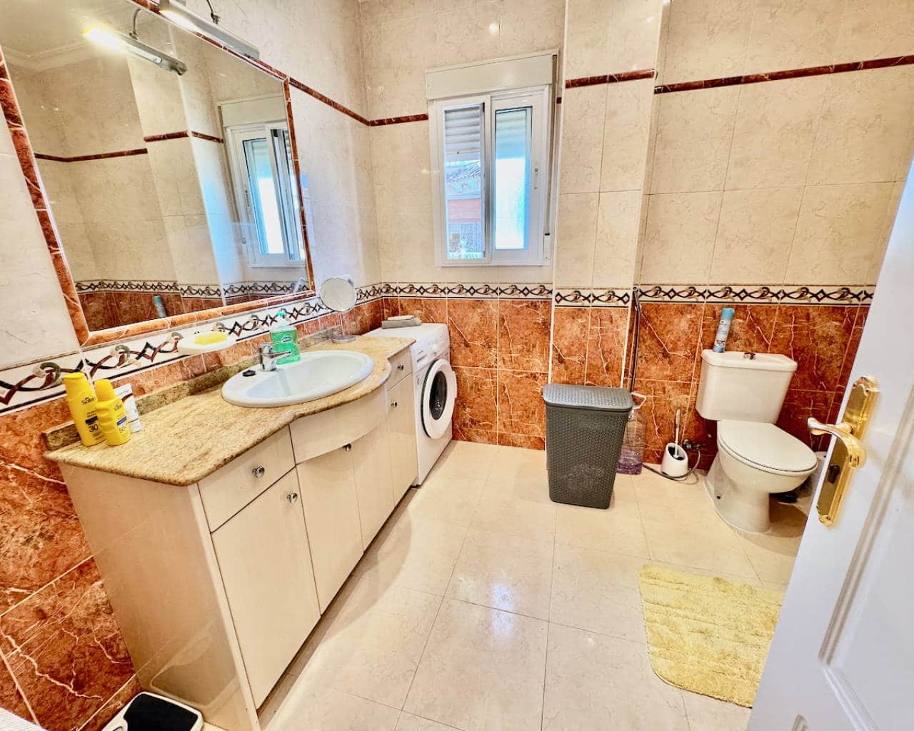 4 slaapkamer Villa te koop in Benferri met zwembad garage - € 275.000 (Ref: 9608323)