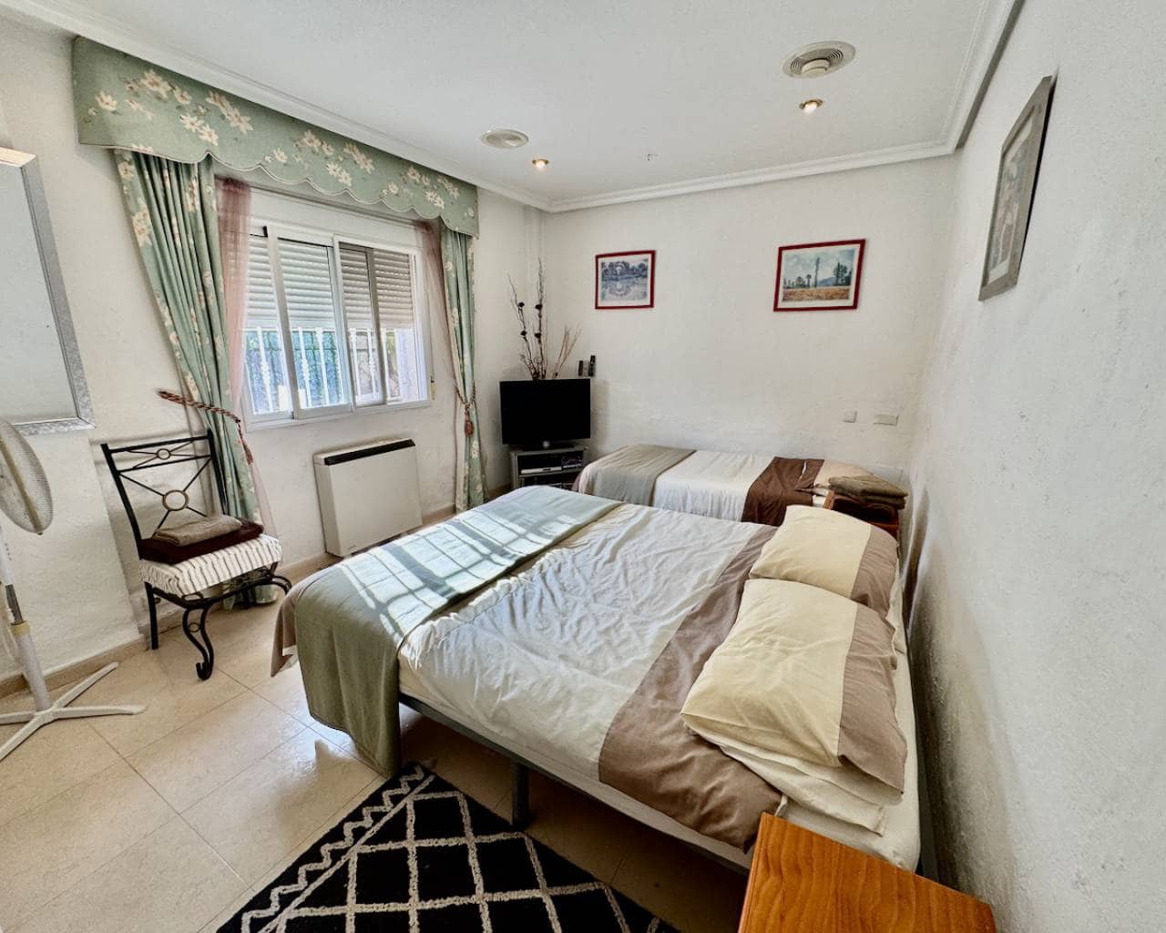 4 slaapkamer Villa te koop in Benferri met zwembad garage - € 275.000 (Ref: 9608323)