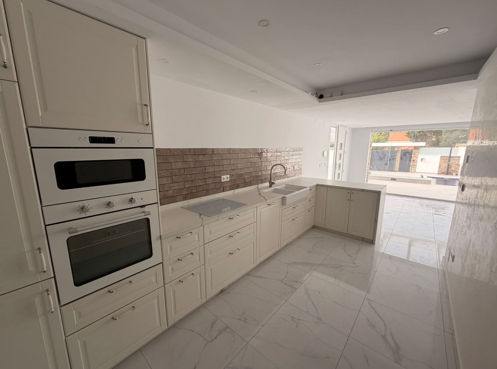 3 soverom Villa til salgs i Torrevieja med svømmebasseng - € 499 000 (Ref: 9608324)