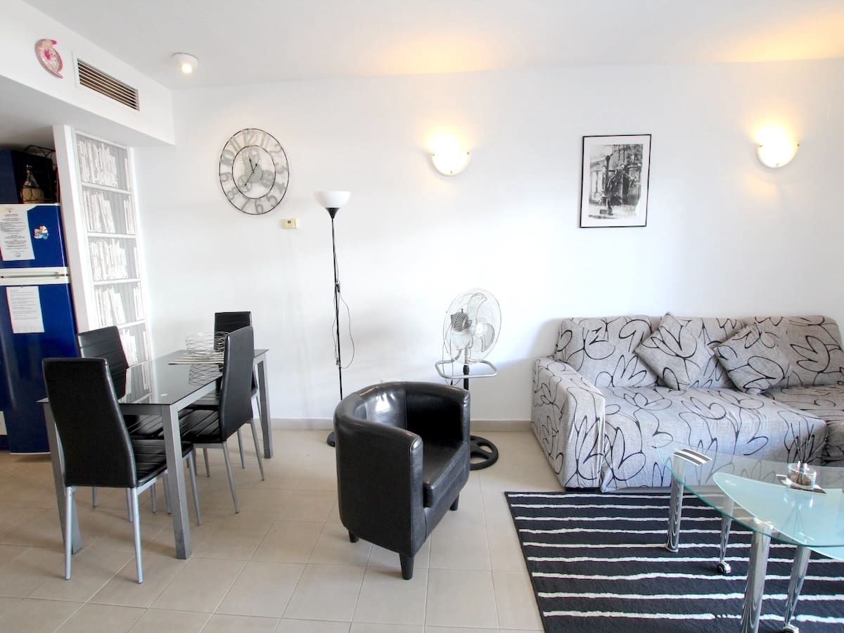 2 bedroom Apartment for sale in Playa Flamenca - € 169,950 (Ref: 9616912)