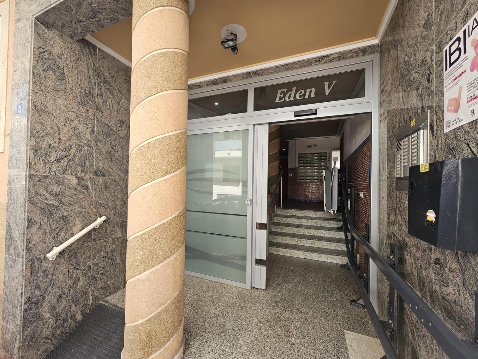 1 sovrum Lägenhet till salu i Torrevieja - 119 900 € (Ref: 9616913)