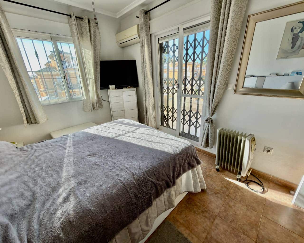 3 sypialnia Willa na sprzedaż w Lo Crispin z basenem garażem - 289 995 € (Ref: 9619813)