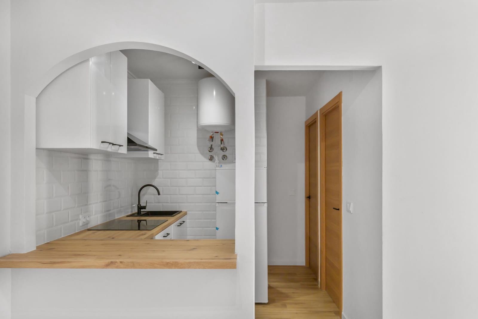 Apartamento de 2 habitaciones en Torrevieja en venta con piscina - 149.990 € (Ref: 9619814)