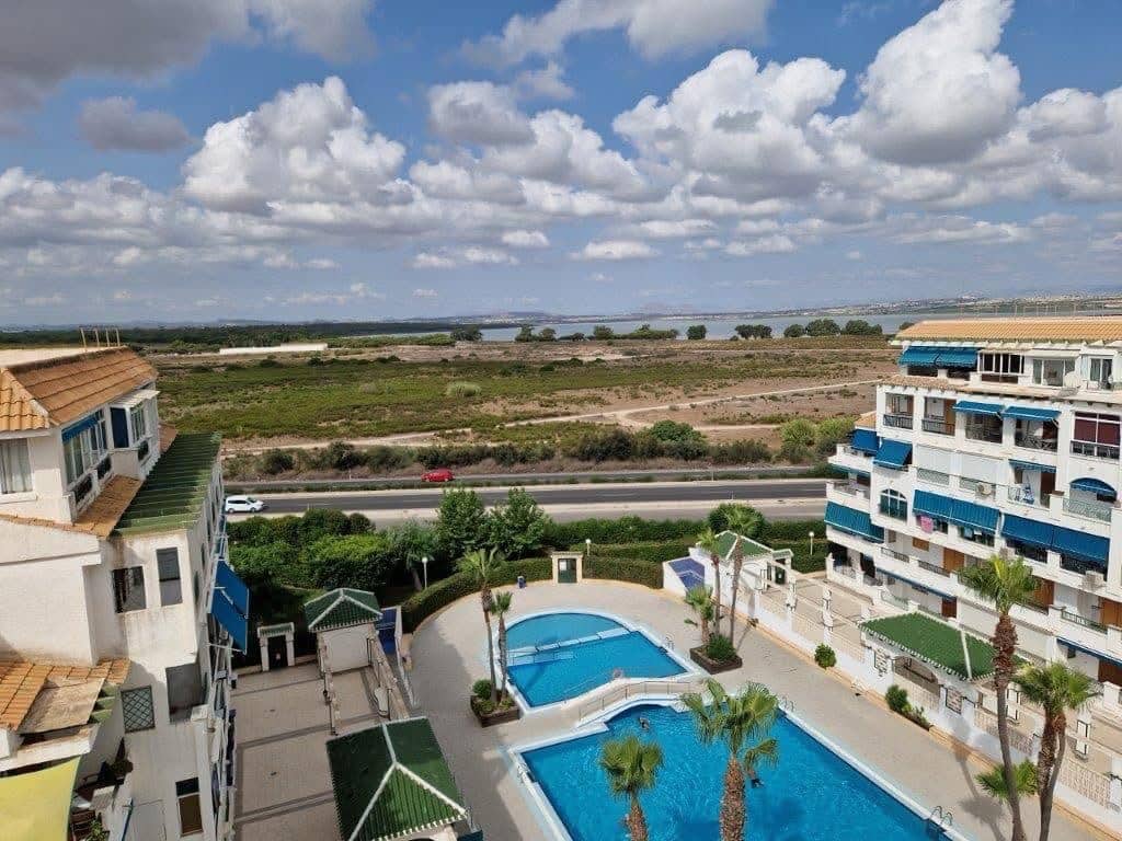 Studio for sale in Torrevieja with pool - € 139,500 (Ref: 9619818)