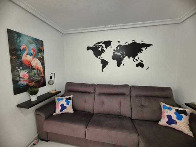 Studio for sale in Torrevieja with pool - € 139,500 (Ref: 9619818)