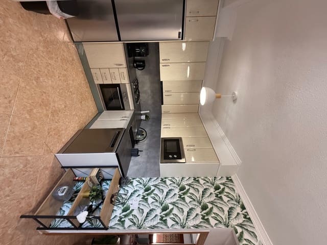 2 bedroom Apartment for sale in Torrevieja - € 149,800 (Ref: 9619819)