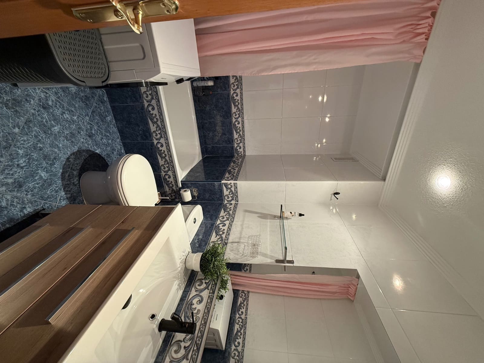 2 bedroom Apartment for sale in Torrevieja - € 149,800 (Ref: 9619819)