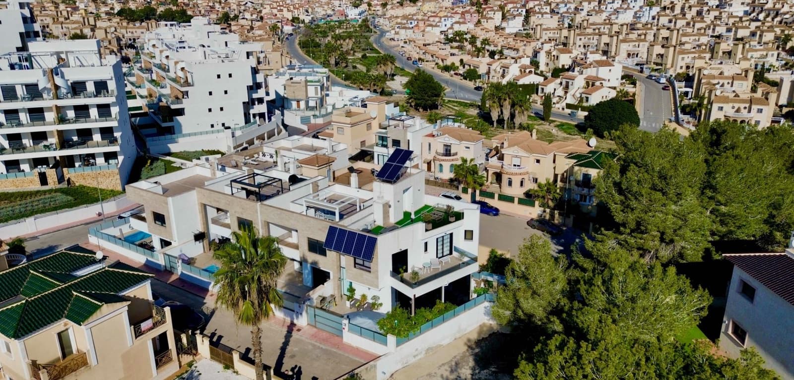 3 sovrum Villa till salu i Orihuela Costa med pool - 475 000 € (Ref: 9622942)