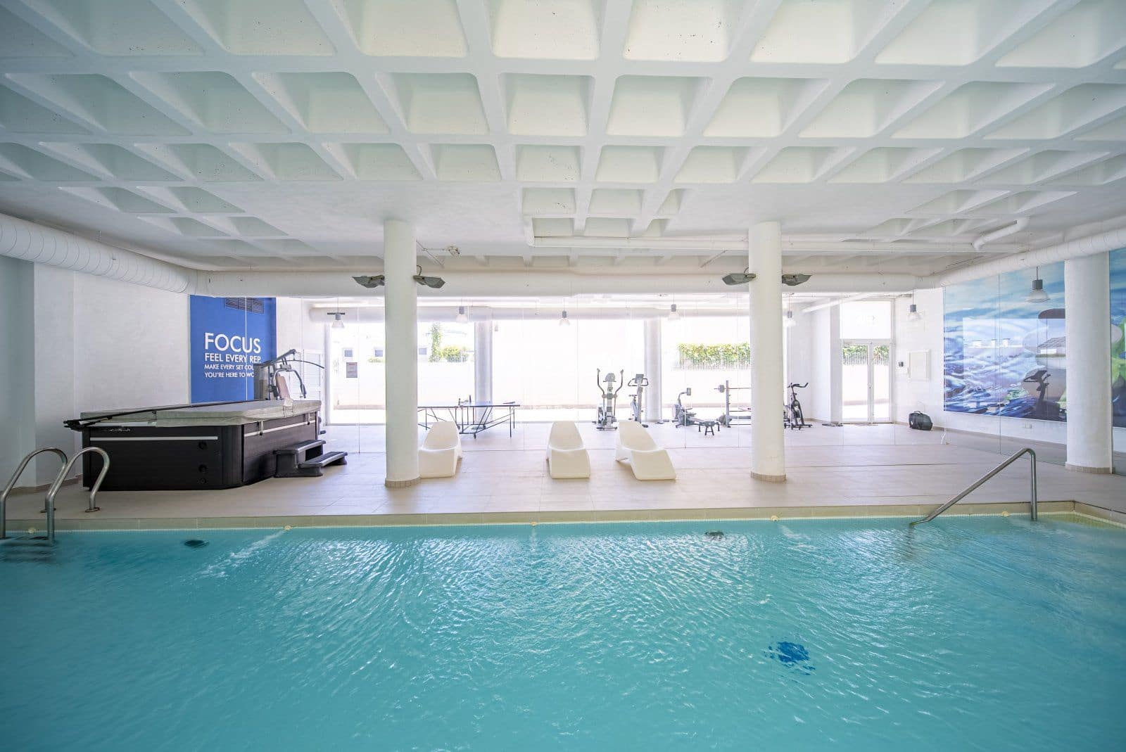 2 Zimmer Apartment zu verkaufen in Guardamar del Segura mit Pool Garage - 260.000 € (Ref: 9626042)