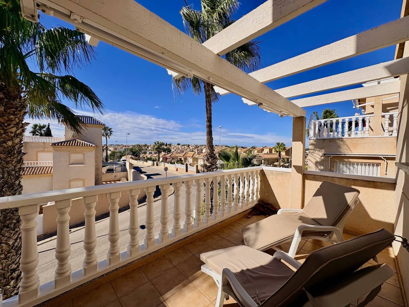 2 chambre Villa/Maison à vendre à Orihuela Costa avec piscine - 245 000 € (Ref: 9626046)