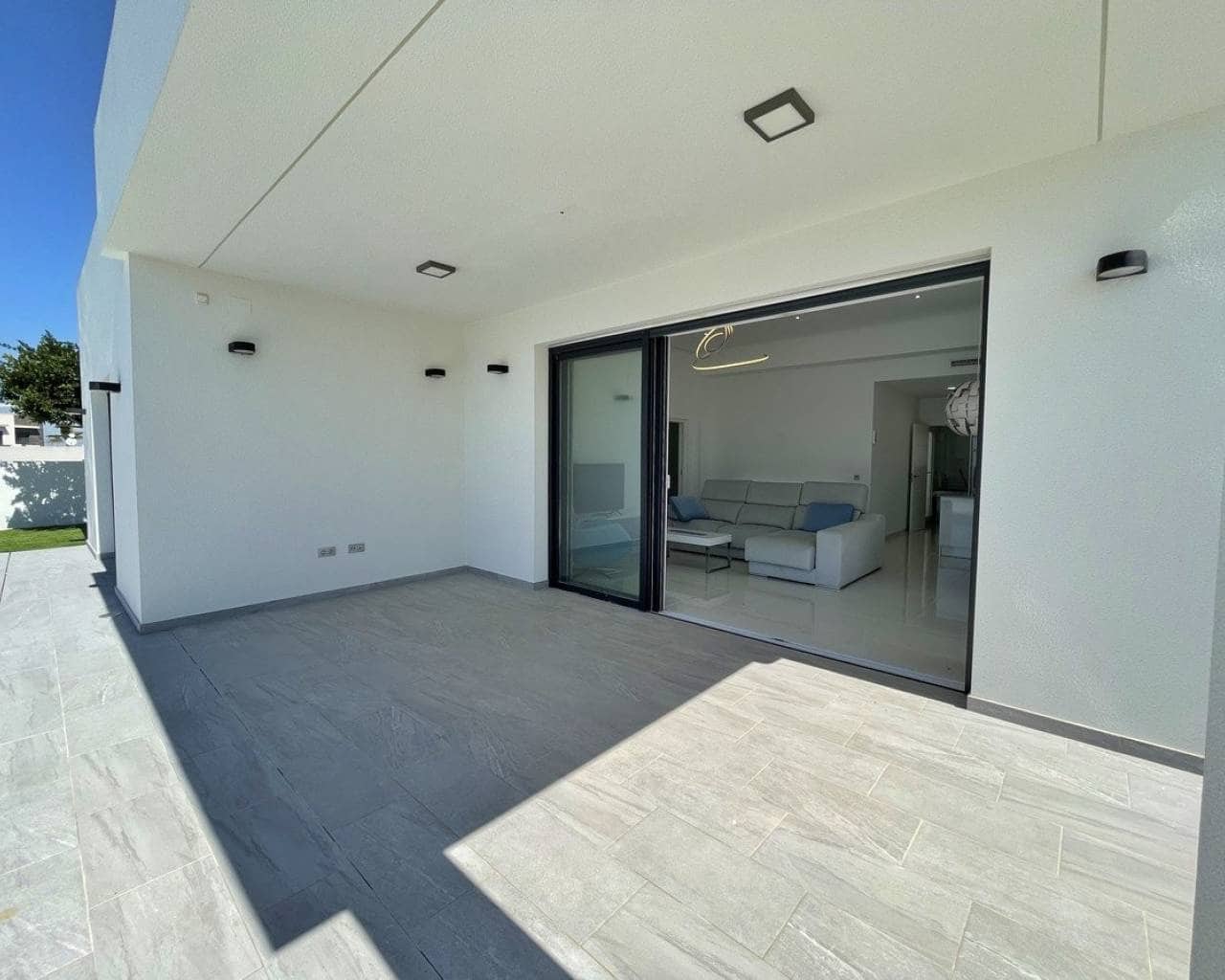 3 bedroom Villa for sale in Rafal with pool garage - € 415,000 (Ref: 9627980)