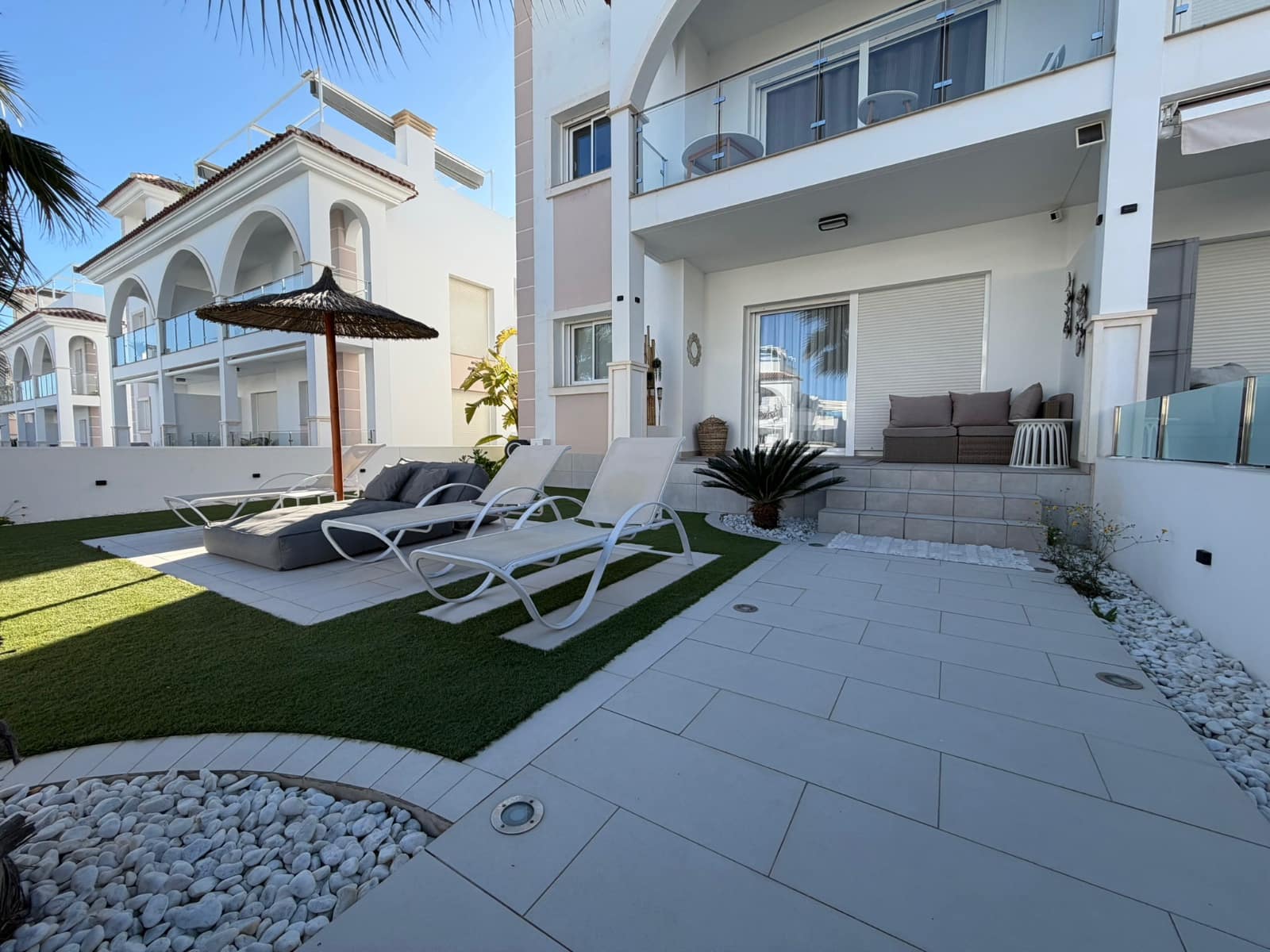 2 slaapkamer Appartement te koop in Ciudad Quesada met zwembad - € 324.900 (Ref: 9627982)