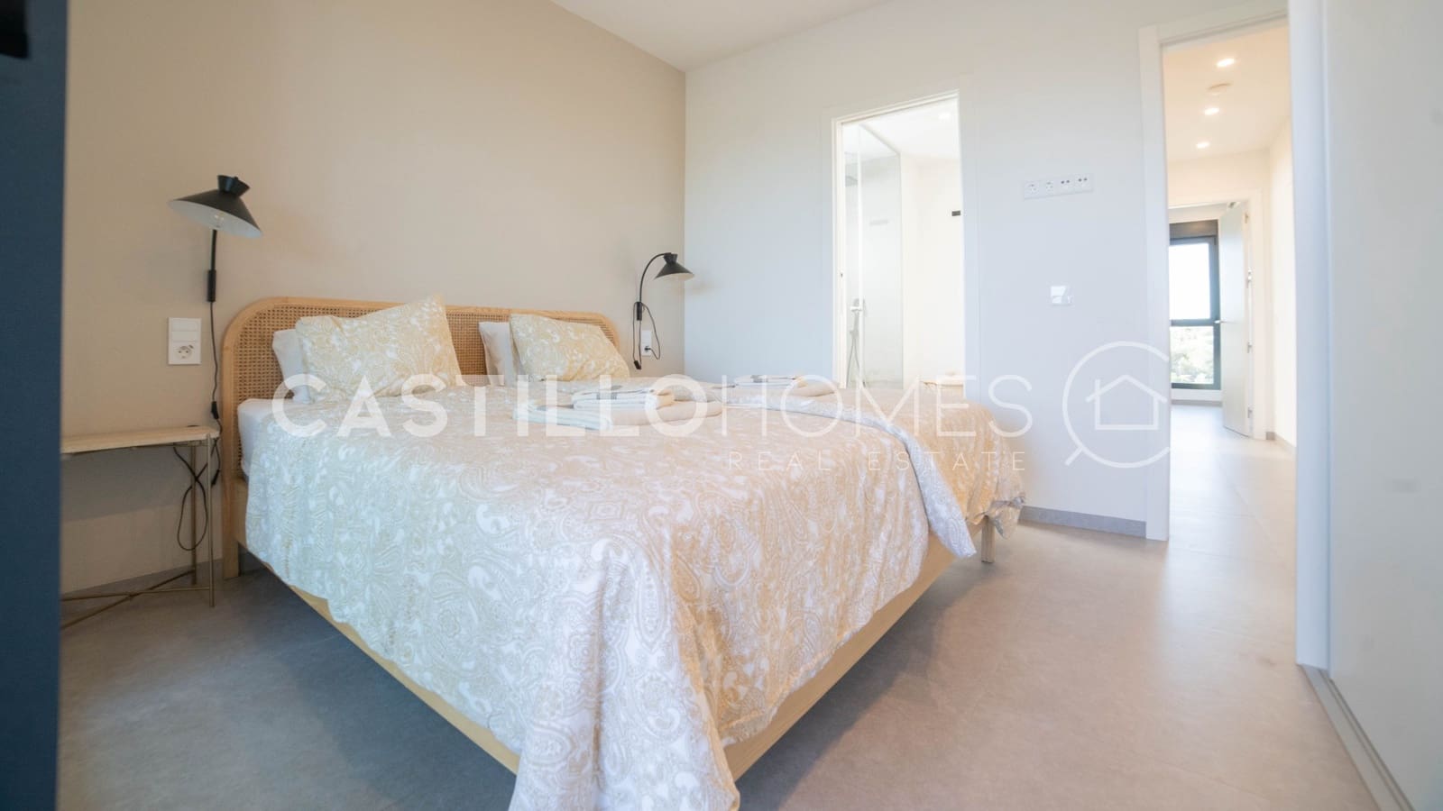 2 soveværelse Lejlighed til salg i Orihuela med swimmingpool garage - € 395.000 (Ref: 9627984)