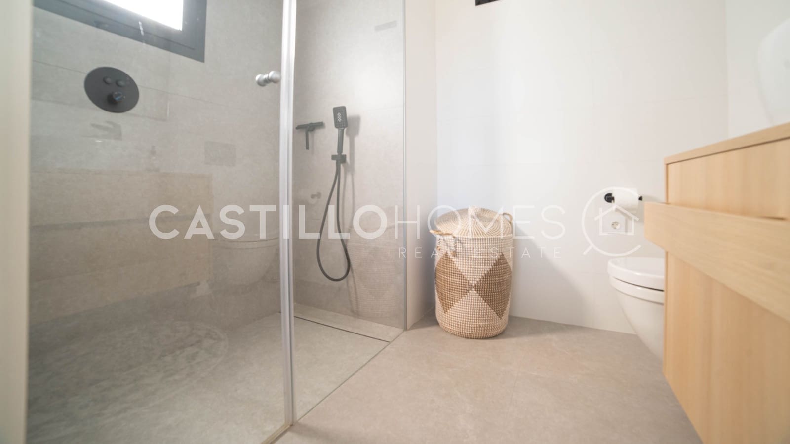 2 bedroom Apartment for sale in Orihuela with pool garage - € 395,000 (Ref: 9627984)