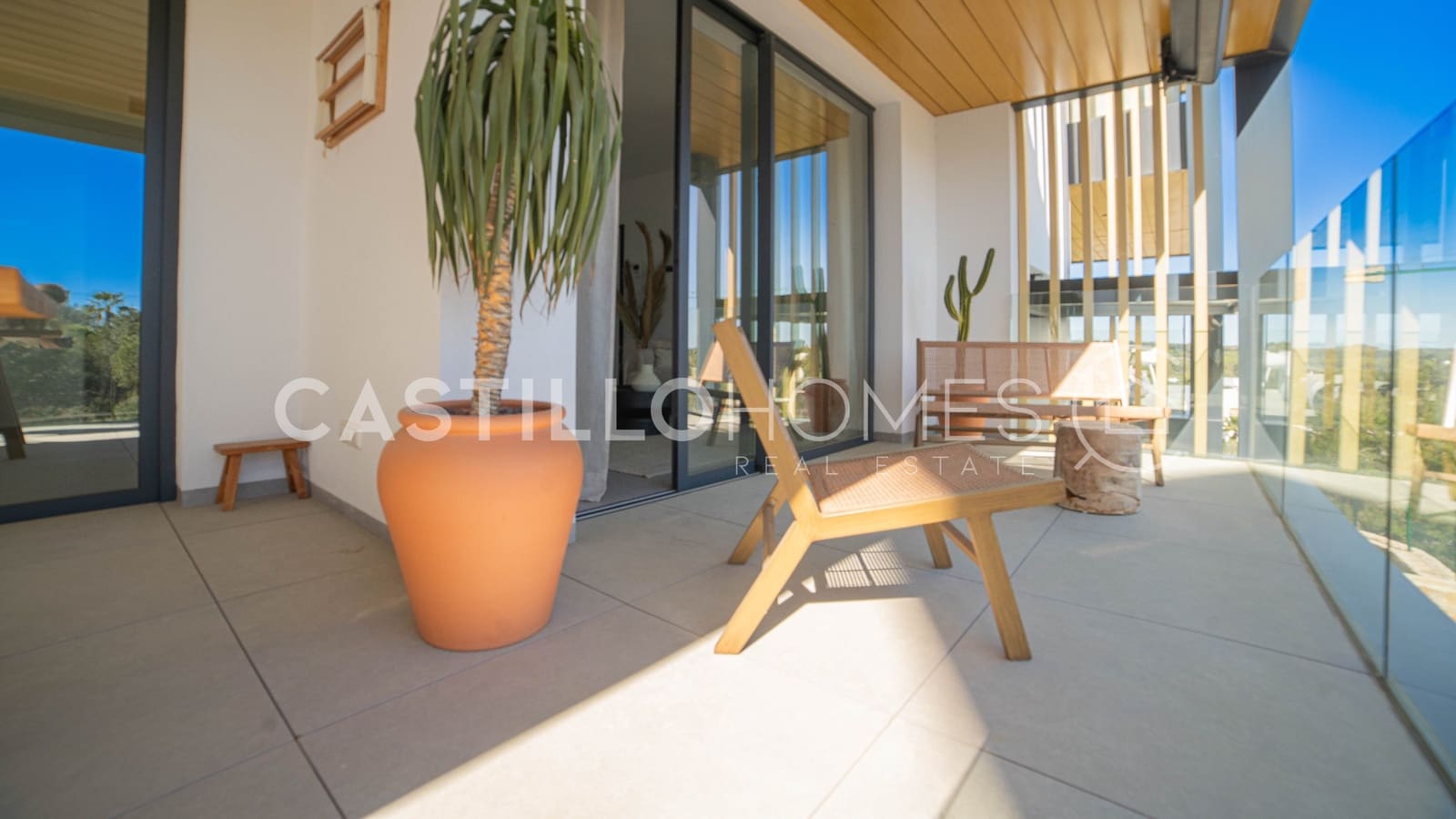 2 bedroom Apartment for sale in Orihuela with pool garage - € 395,000 (Ref: 9627984)