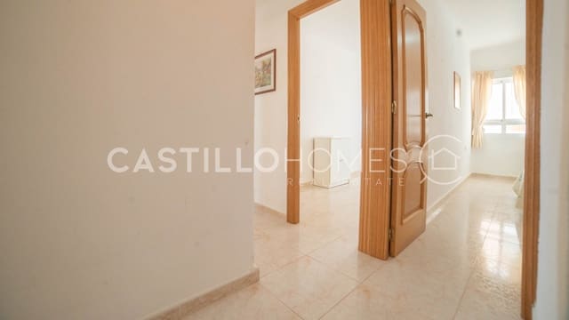 Apartamento de 4 habitaciones en Torrevieja en venta - 360.000 € (Ref: 9627985)