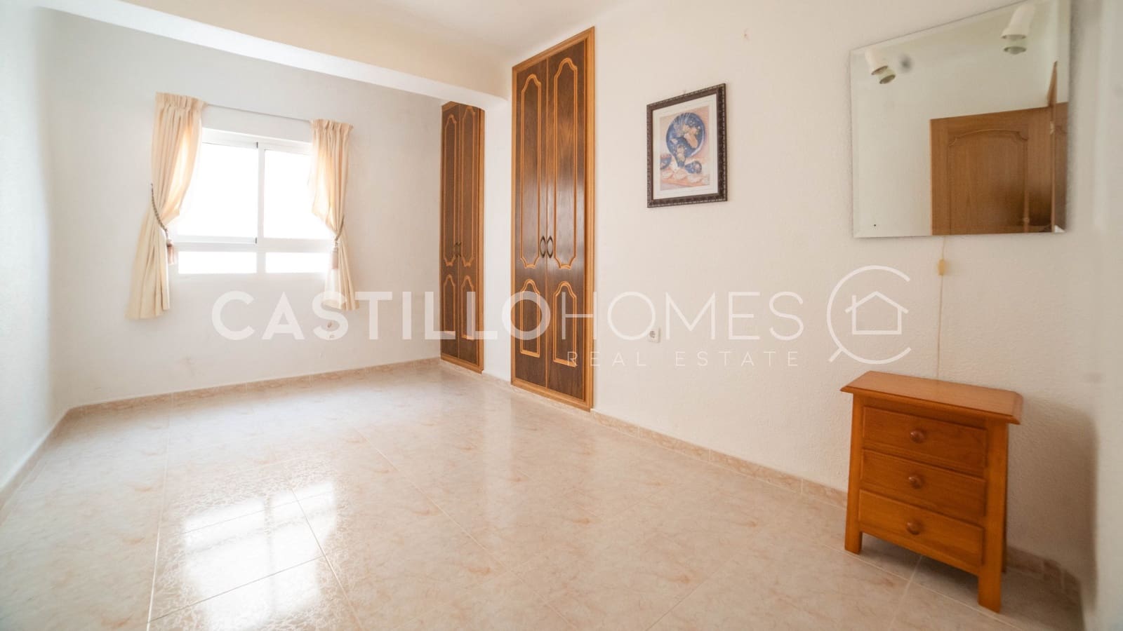 Apartamento de 4 habitaciones en Torrevieja en venta - 360.000 € (Ref: 9627985)