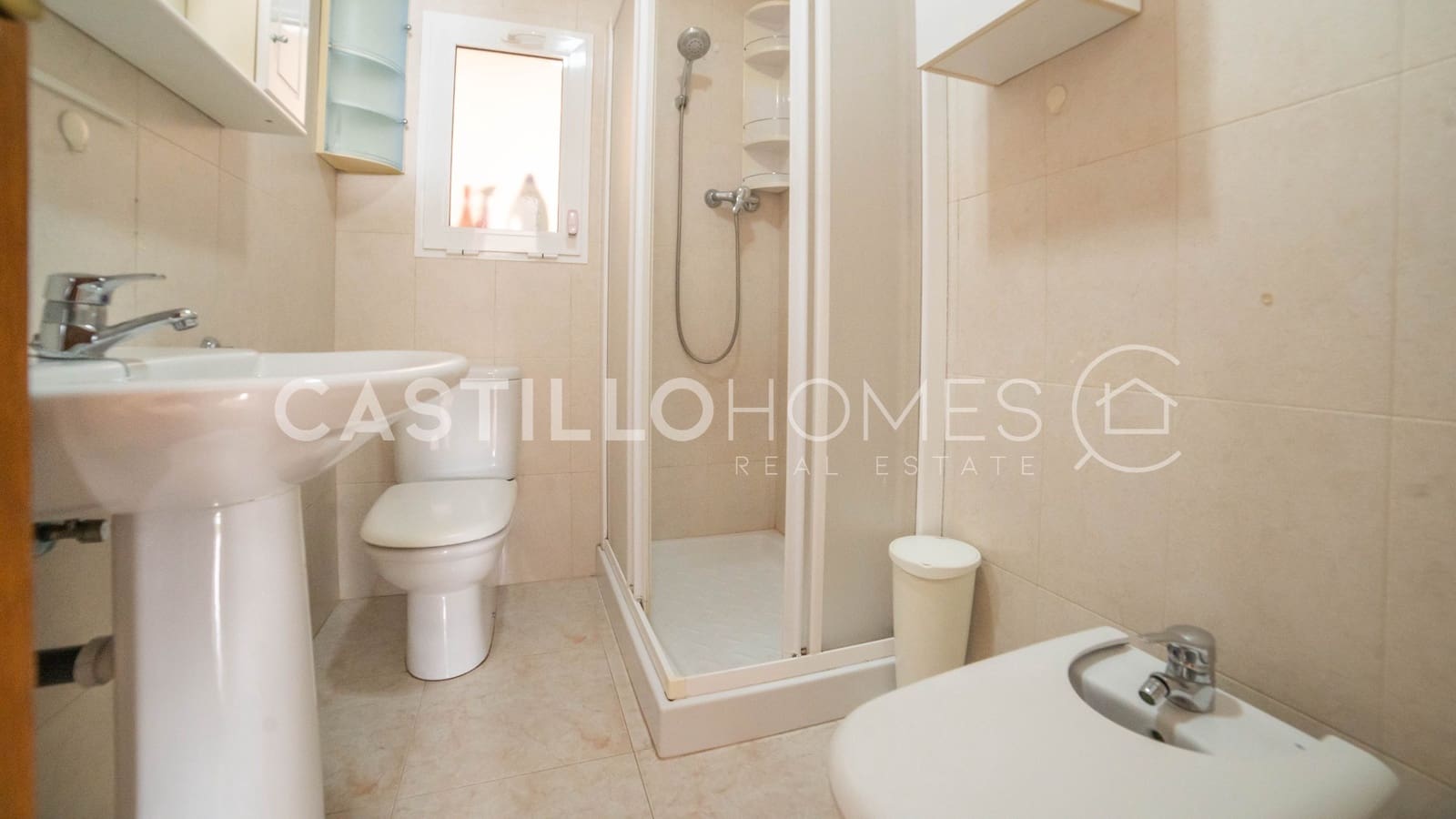 Apartamento de 4 habitaciones en Torrevieja en venta - 360.000 € (Ref: 9627985)