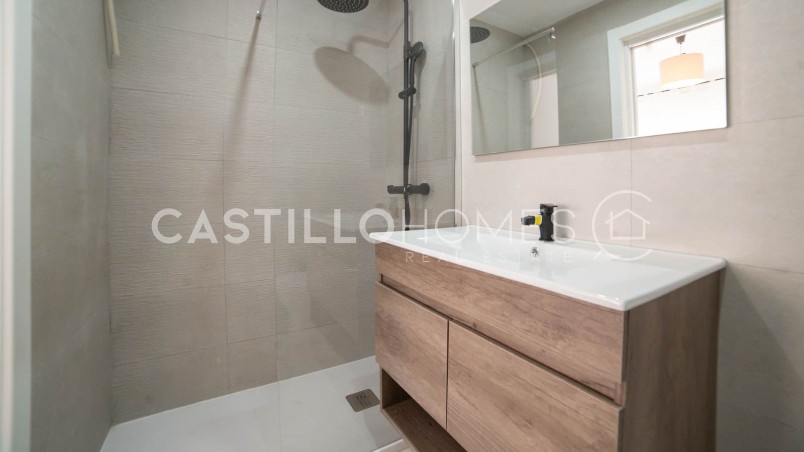 Apartamento de 3 habitaciones en Torrevieja en venta - 219.000 € (Ref: 9627987)