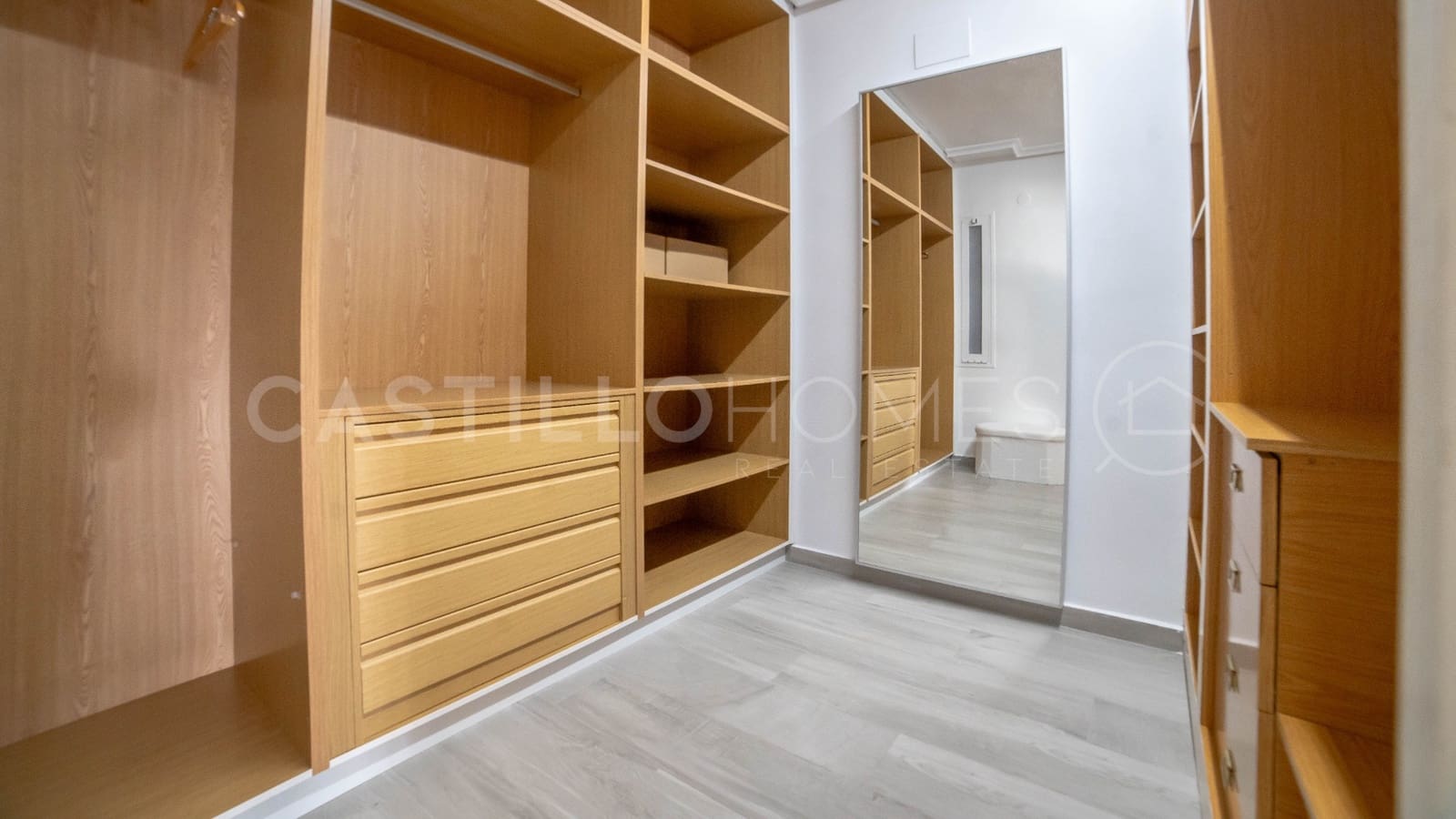 3 sovrum Lägenhet till salu i Torrevieja - 380 000 € (Ref: 9627988)