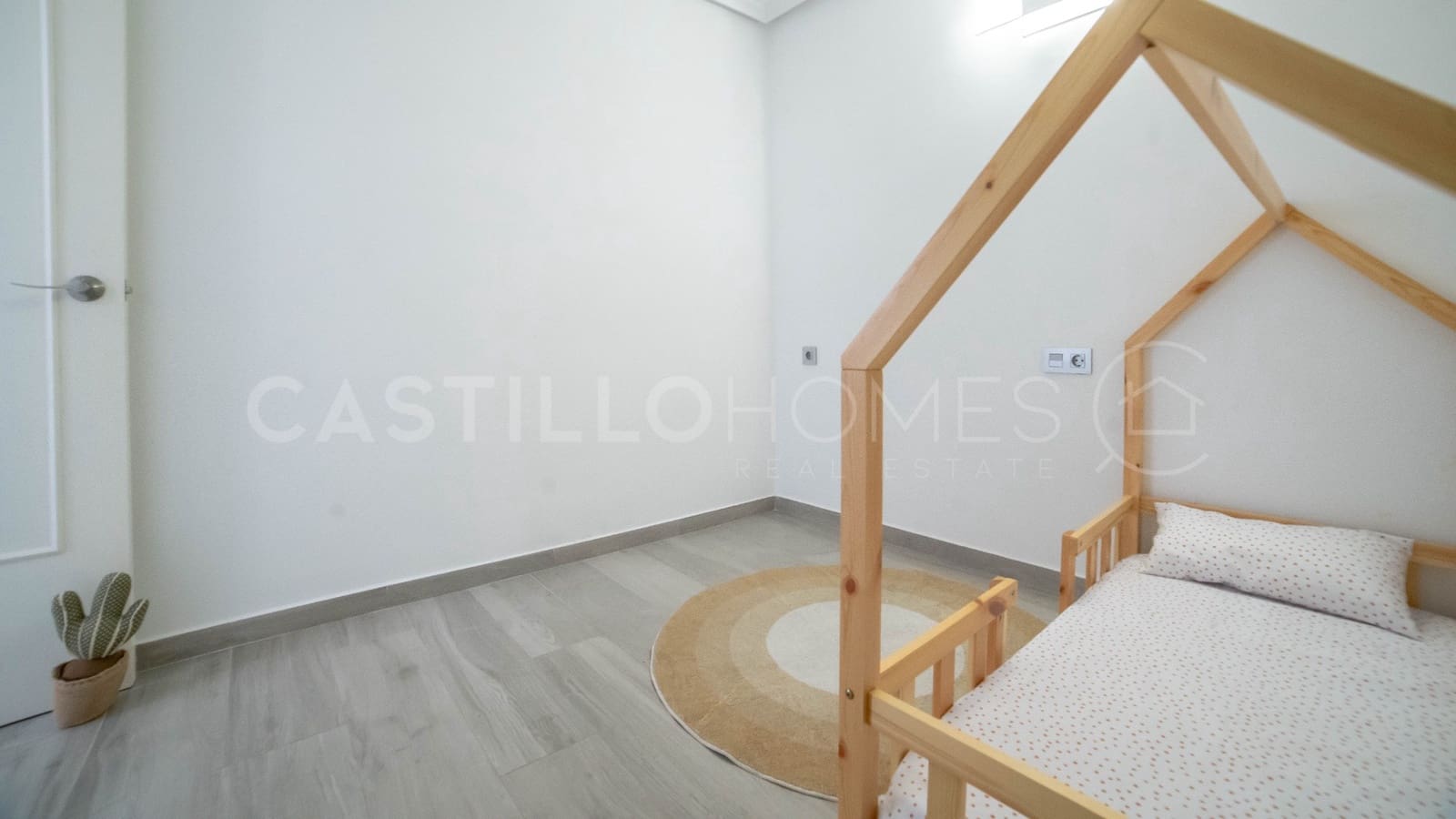 3 sovrum Lägenhet till salu i Torrevieja - 380 000 € (Ref: 9627988)