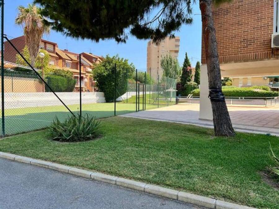 4 slaapkamer Appartement te koop in Alicante stad met zwembad - € 463.500 (Ref: 9632788)