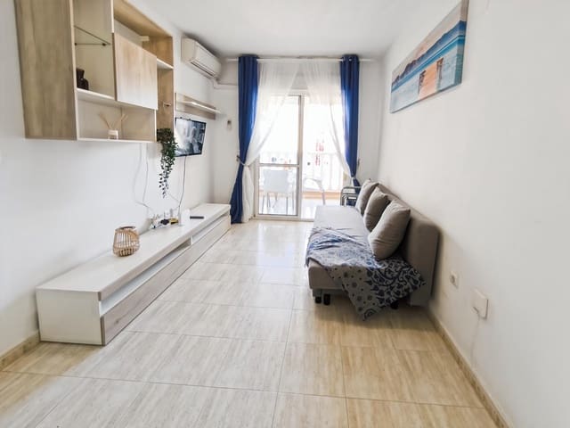 2 makuuhuone Huoneisto myytävänä paikassa Torrevieja mukana uima-altaan - 129 900 € (Ref: 9634761)